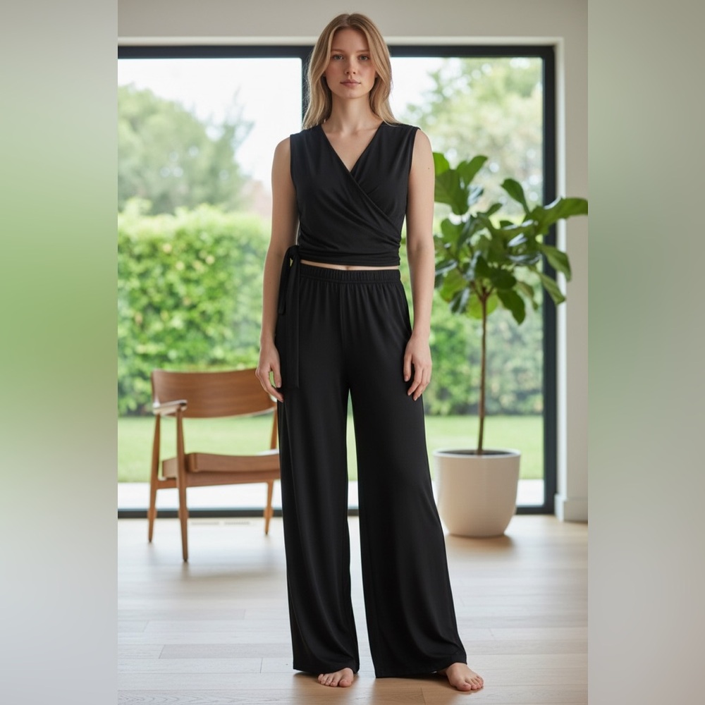 Chic Black Sleeveless 2pc Trouser pant set